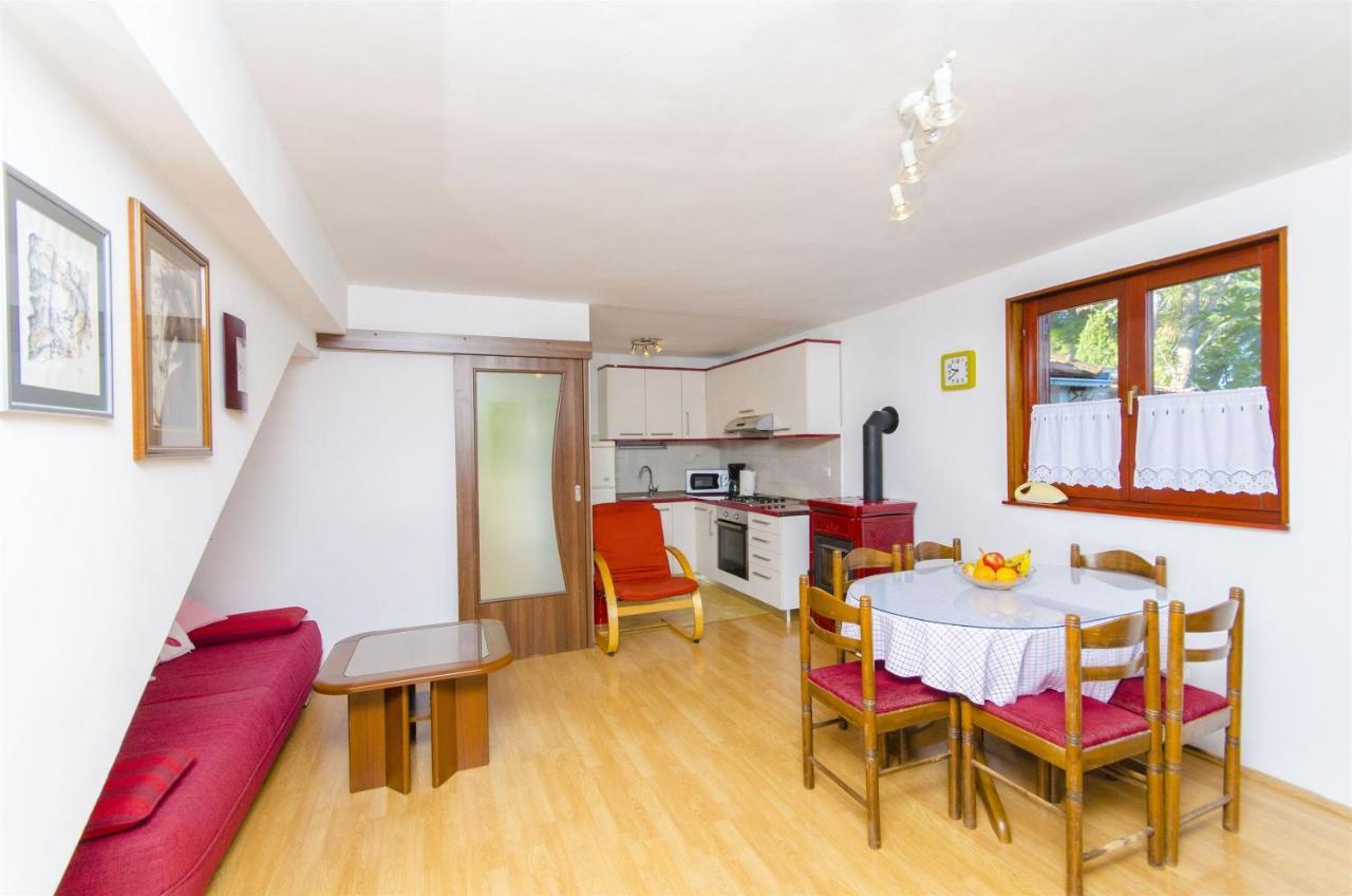 Apartments Dragica スラティネ エクステリア 写真